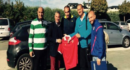 صحافة إسبانيا تبرز معايشة "ثلاثي الأهلي" لتجربة سيميوني